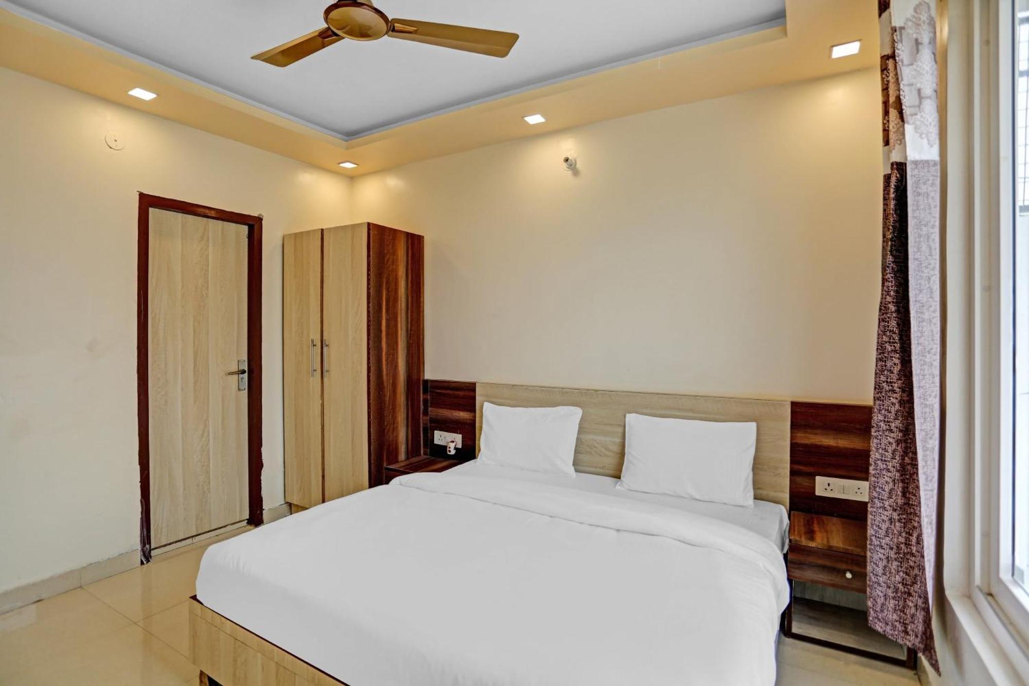 Hotel O Expo View Near Pvr Ansal Plaza เกรทเตอร์นอยดา ภายนอก รูปภาพ